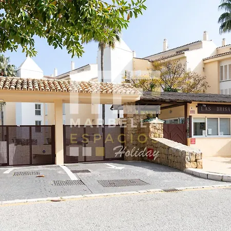 Chic Garden Flat 5min From