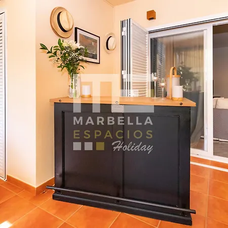 Apartment Chic Garden Flat 5min From