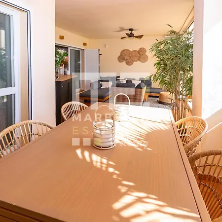 Chic Garden Flat 5min From Apartment Marbella