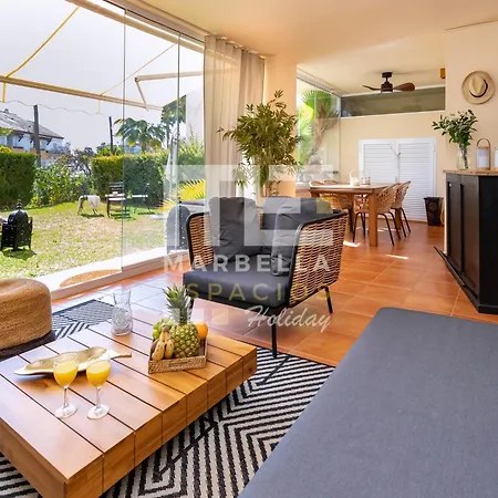 Lejlighed Chic Garden Flat 5min From *