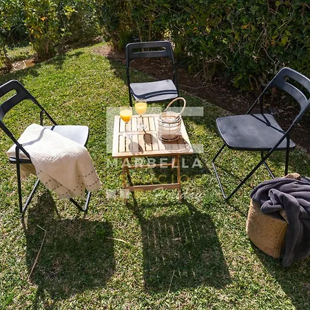 Apartment Chic Garden Flat 5min From