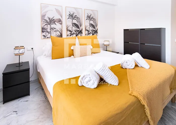 شقة Chic Garden Flat 5min From ماربيا