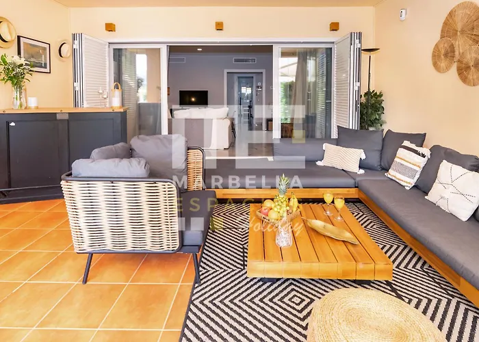 Chic Garden Flat 5min From