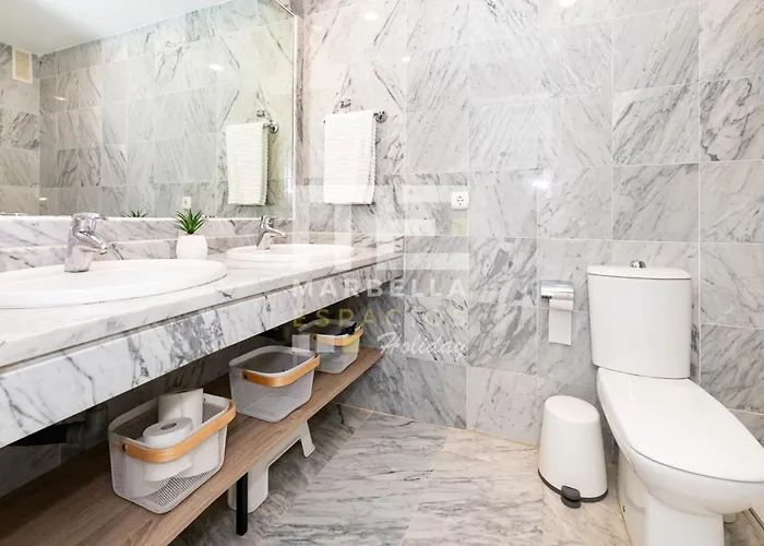 شقة Chic Garden Flat 5min From *