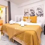 شقة Chic Garden Flat 5min From ماربيا