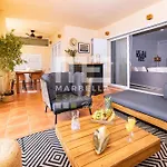 شقة Chic Garden Flat 5min From