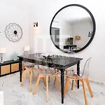 Apartment Chic Garden Flat 5min From Marbella