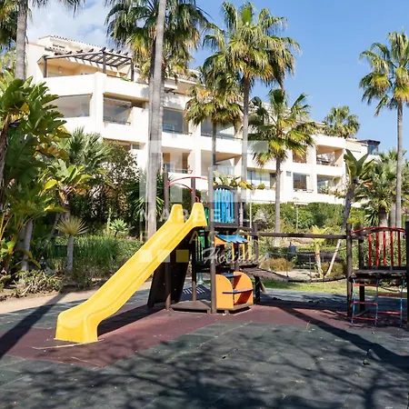 Chic Garden Flat 5min From Appartement Marbellac