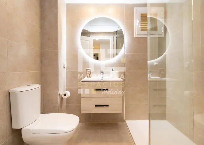 Chic Garden Flat 5min From Lejlighed