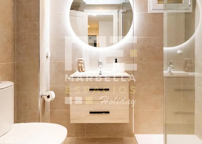 Chic Garden Flat 5min From